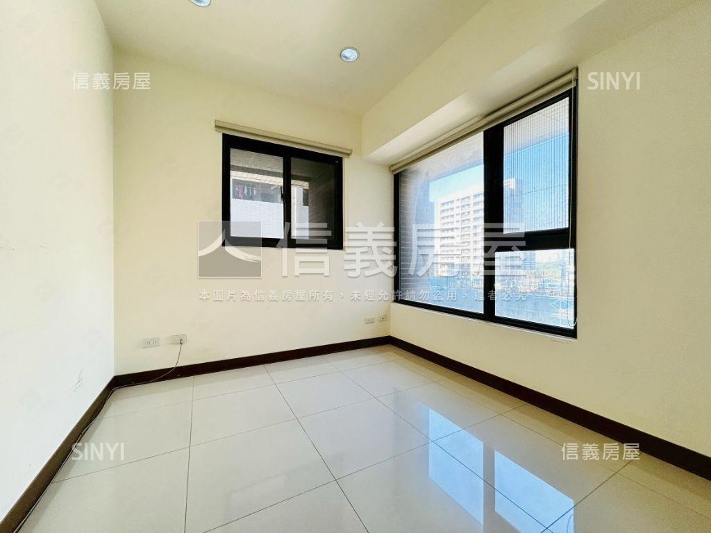 宏盛新世界Ｅ棟邊間三房房屋室內格局與周邊環境