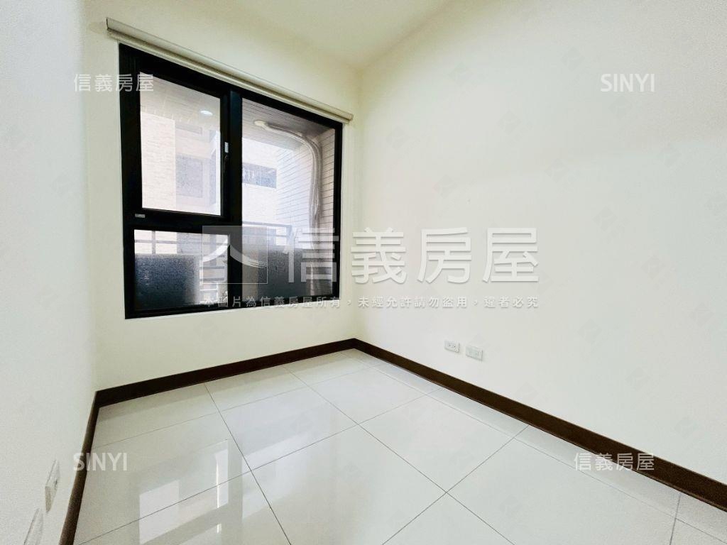 宏盛新世界Ｅ棟邊間三房房屋室內格局與周邊環境