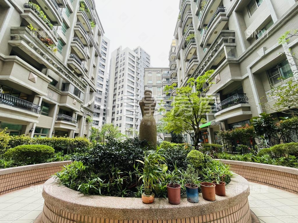 皇后之星前庭後院大戶房屋室內格局與周邊環境