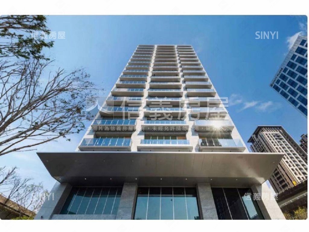 中悦寰宇一號高樓頂辦房屋室內格局與周邊環境
