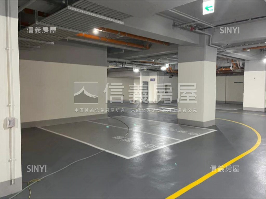 中悦寰宇一號高樓頂辦房屋室內格局與周邊環境