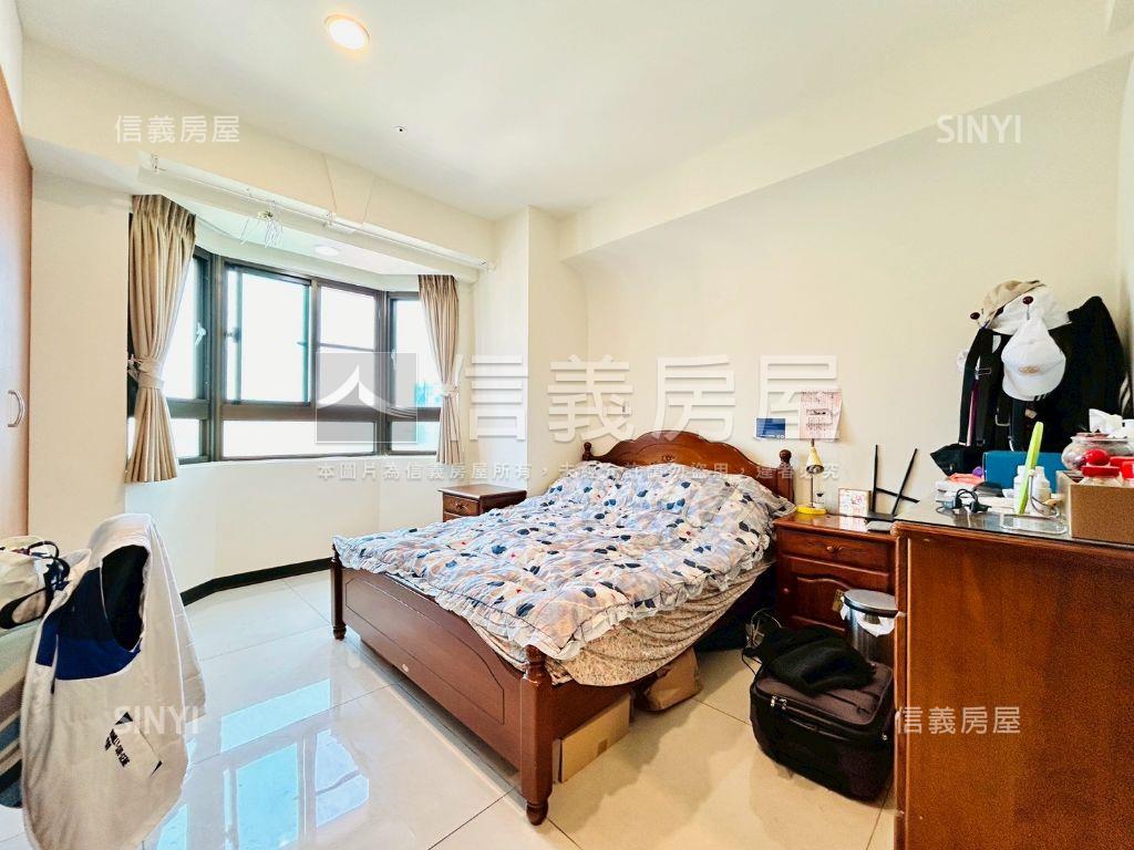 富貴莊園高樓三房坡平房屋室內格局與周邊環境