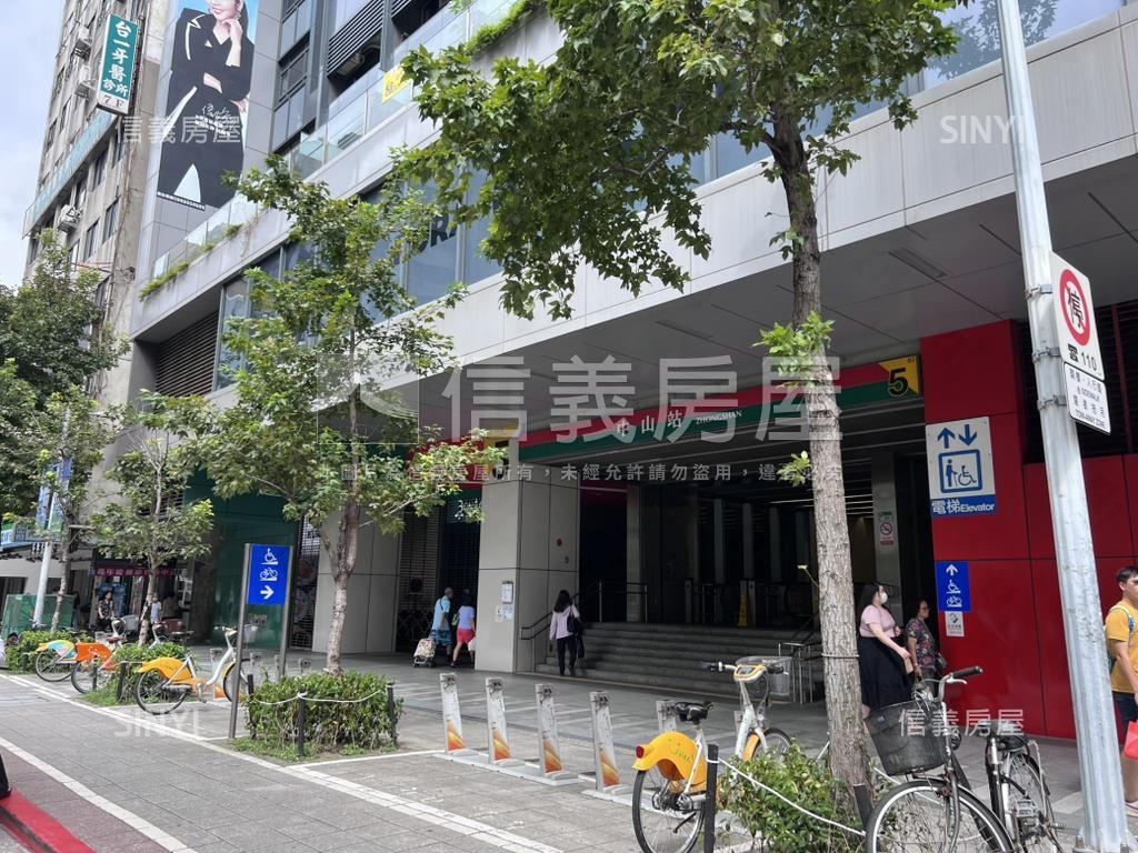 捷運中山站公園精品住宅房屋室內格局與周邊環境