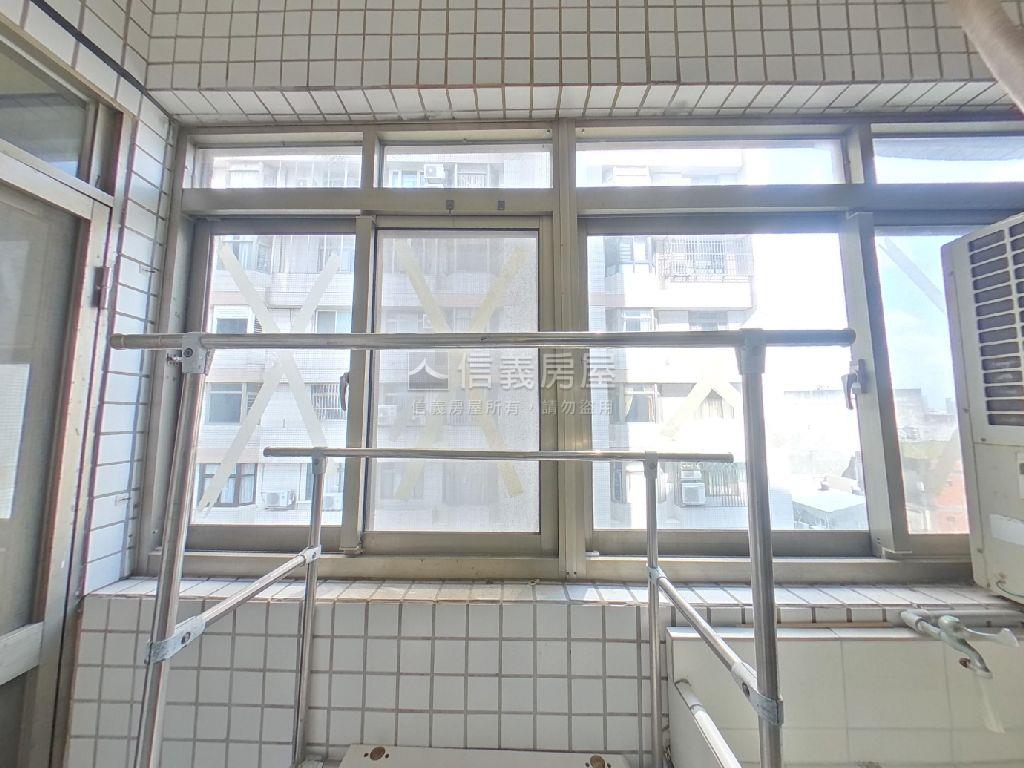 機能佳！龍邦三房！！房屋室內格局與周邊環境