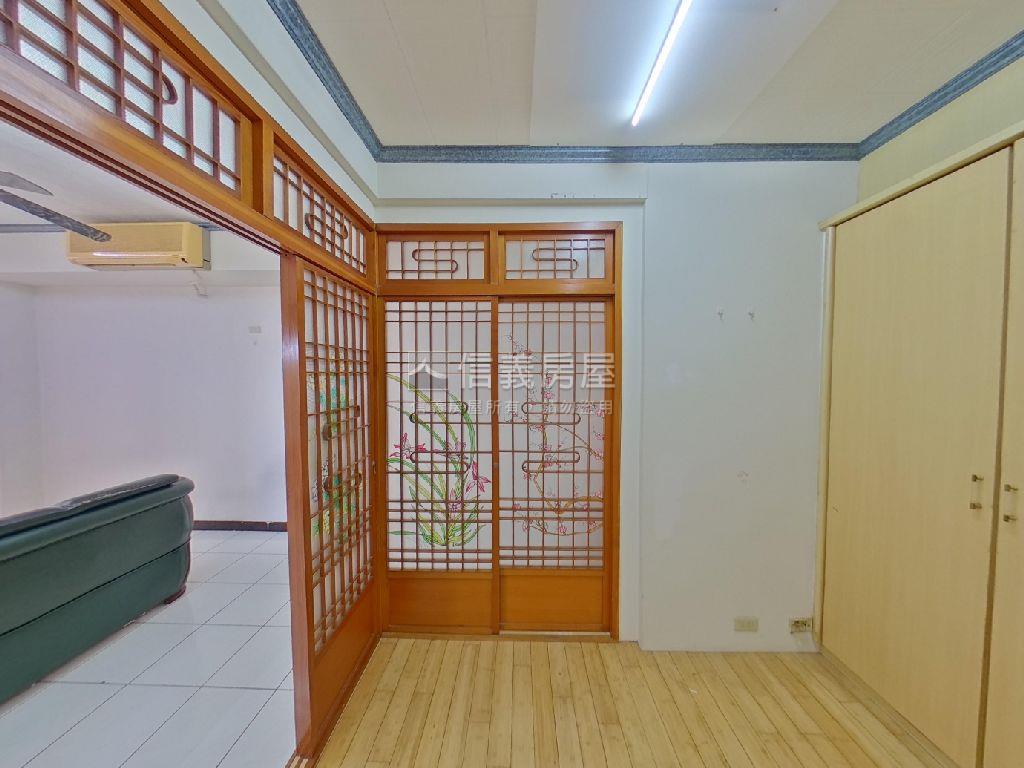 機能佳！龍邦三房！！房屋室內格局與周邊環境