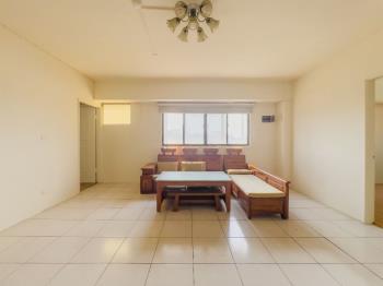 大里星鑽低總價採光佳三房