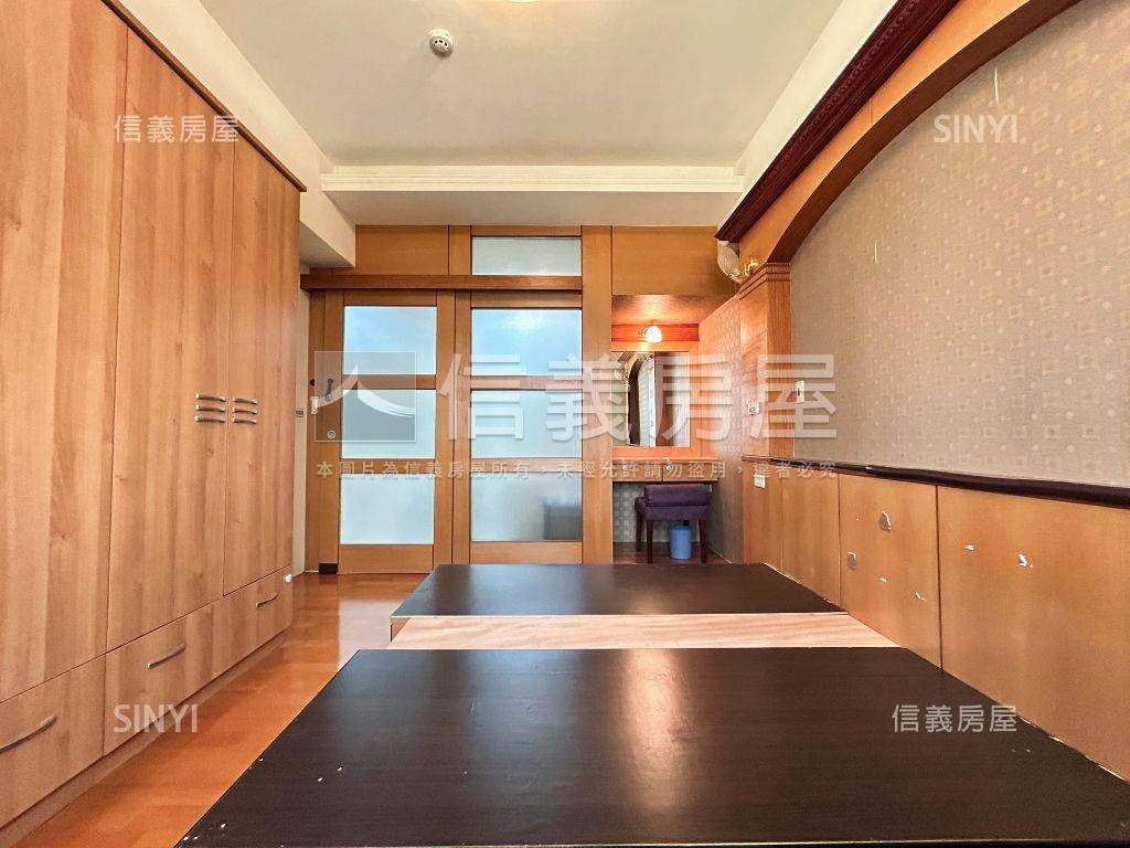 大明路商圈小資房附平車讚房屋室內格局與周邊環境