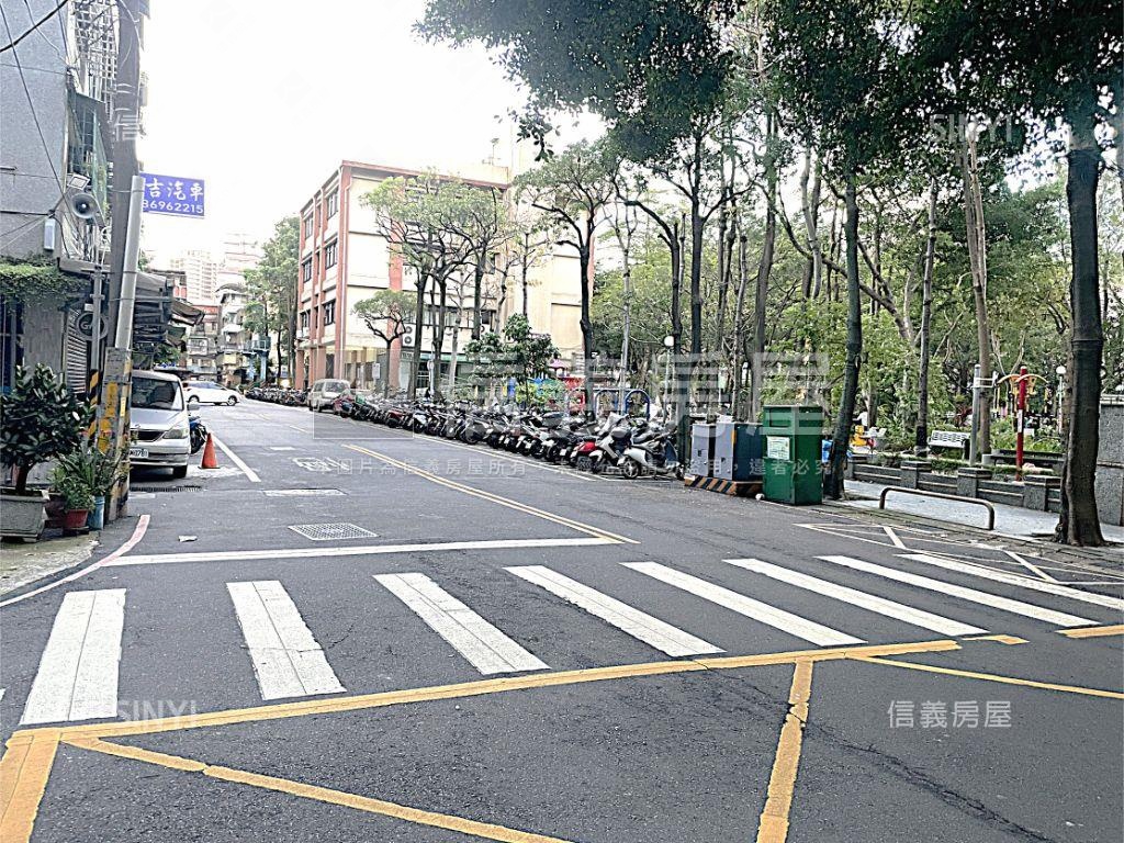 樹學園電梯兩房房屋室內格局與周邊環境