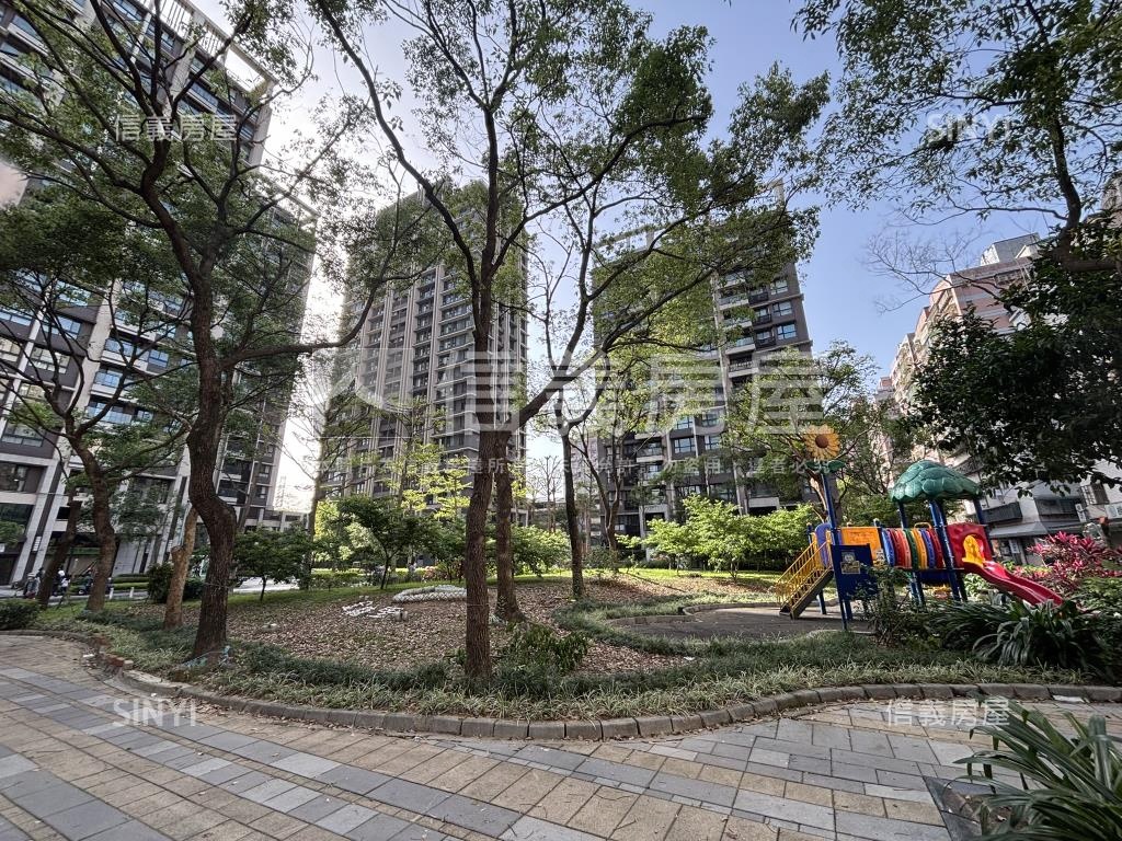 精雕細琢●冠東城兩房車位房屋室內格局與周邊環境