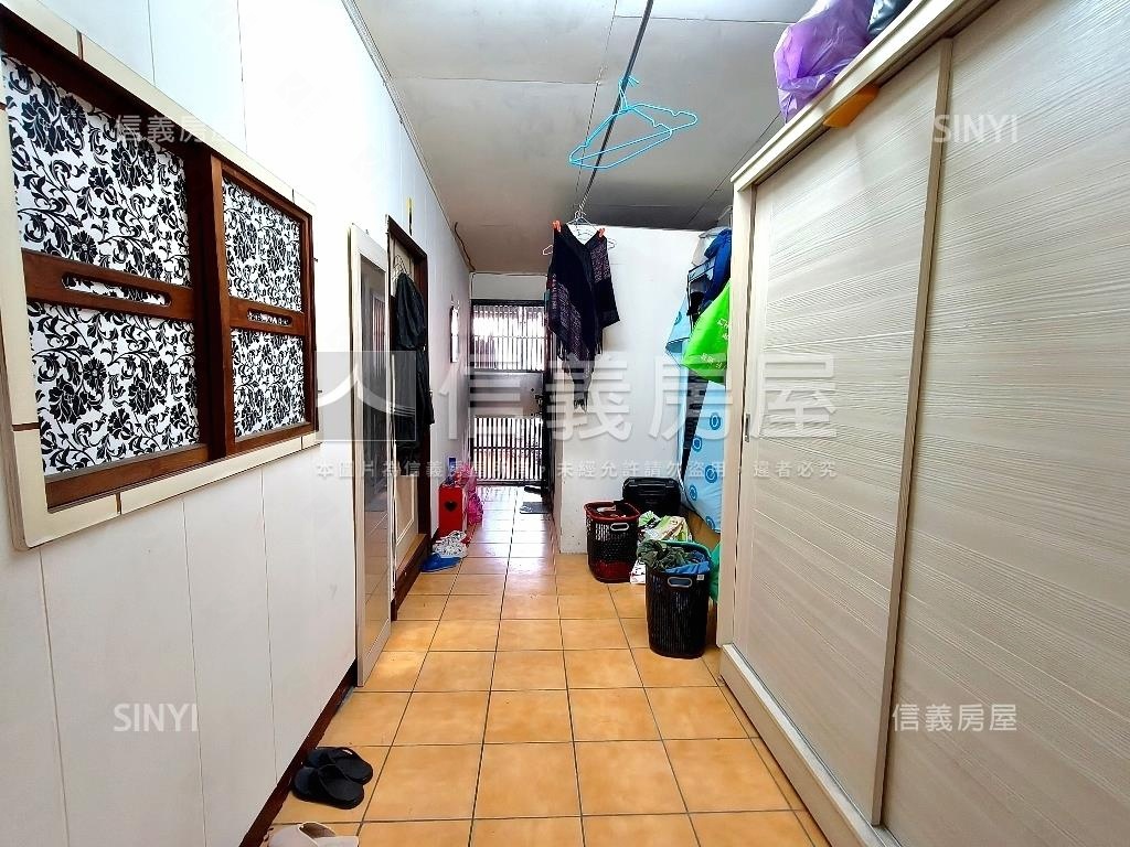 板橋車站公寓三樓大空間房屋室內格局與周邊環境