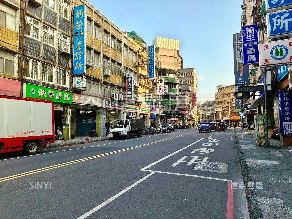 板橋車站公寓三樓大空間房屋室內格局與周邊環境