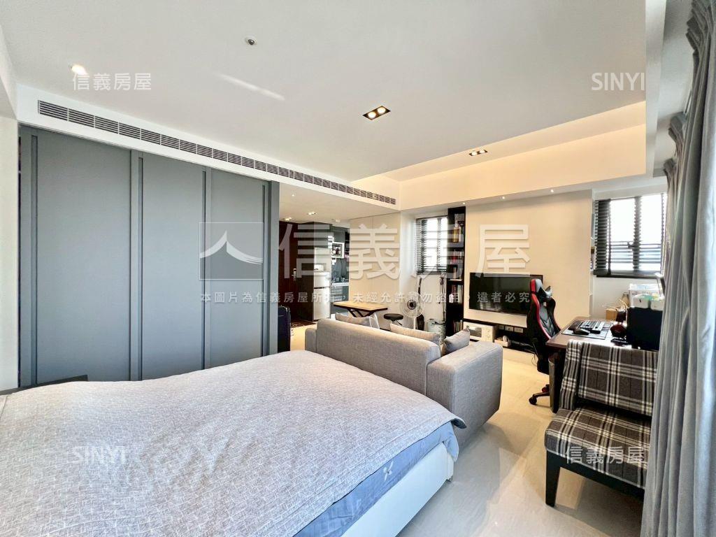 Ｇ７首綻高樓邊間平面車位房屋室內格局與周邊環境