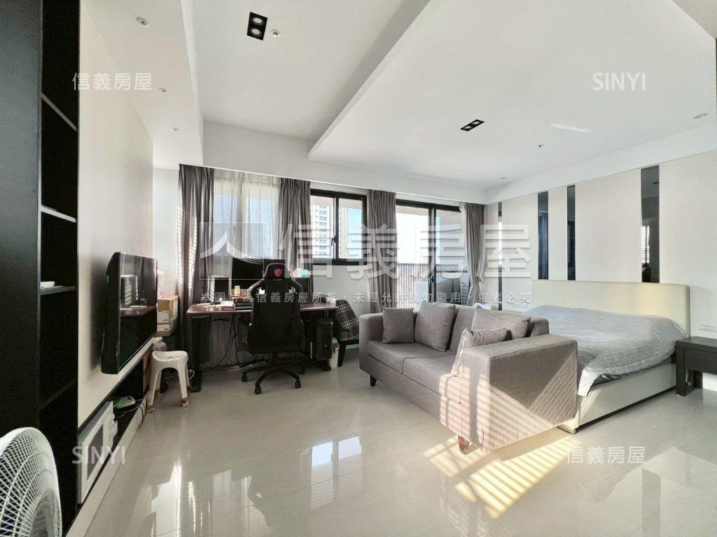 Ｇ７首綻高樓邊間平面車位房屋室內格局與周邊環境