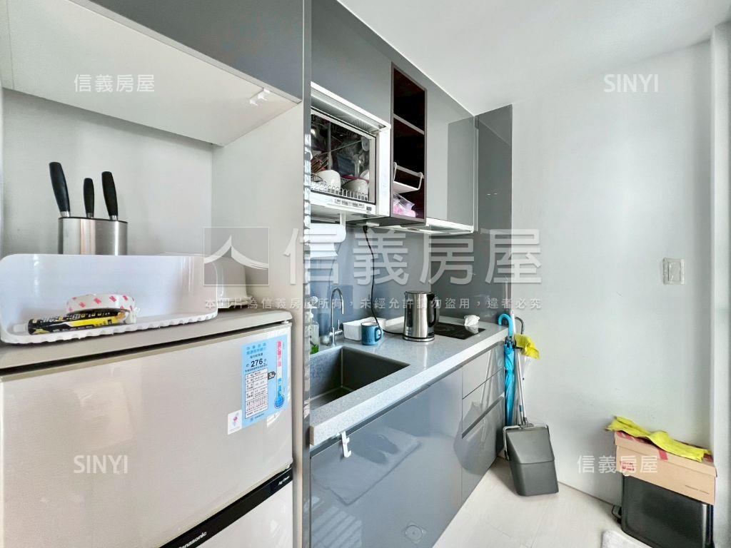 Ｇ７首綻高樓邊間平面車位房屋室內格局與周邊環境