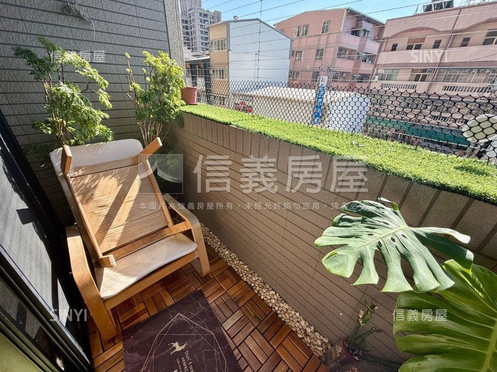 帝璽三房車位樹梢戶房屋室內格局與周邊環境