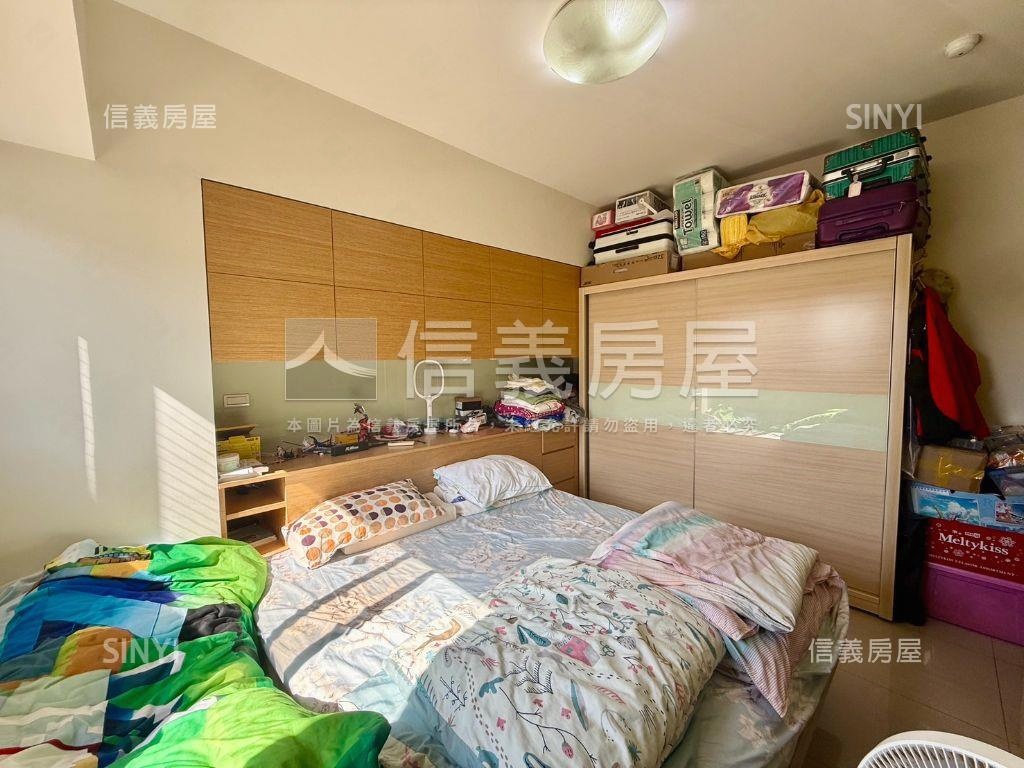 帝璽三房車位樹梢戶房屋室內格局與周邊環境