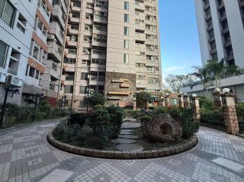 南屯漂亮採光四房平車