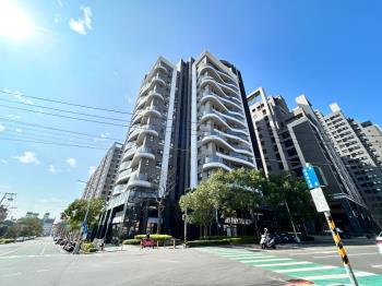 拾光高樓平面車位衛浴開窗