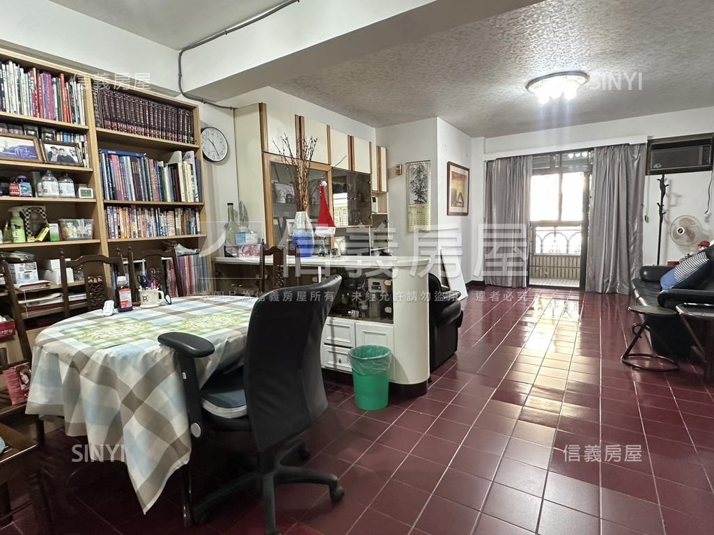 稀缺龍門附小電梯三房房屋室內格局與周邊環境