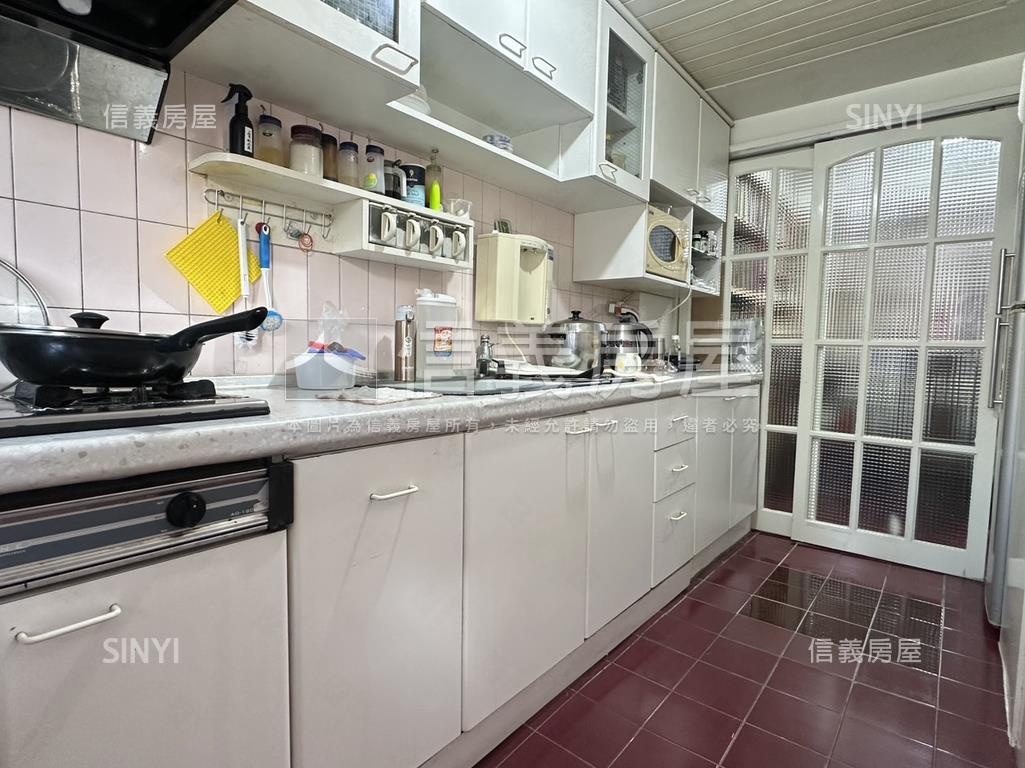 稀缺龍門附小電梯三房房屋室內格局與周邊環境