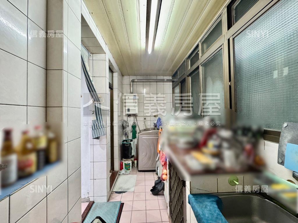 中山國小稀有二樓房屋室內格局與周邊環境