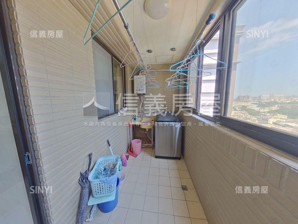 豪椰三房車位稀有釋出房屋室內格局與周邊環境