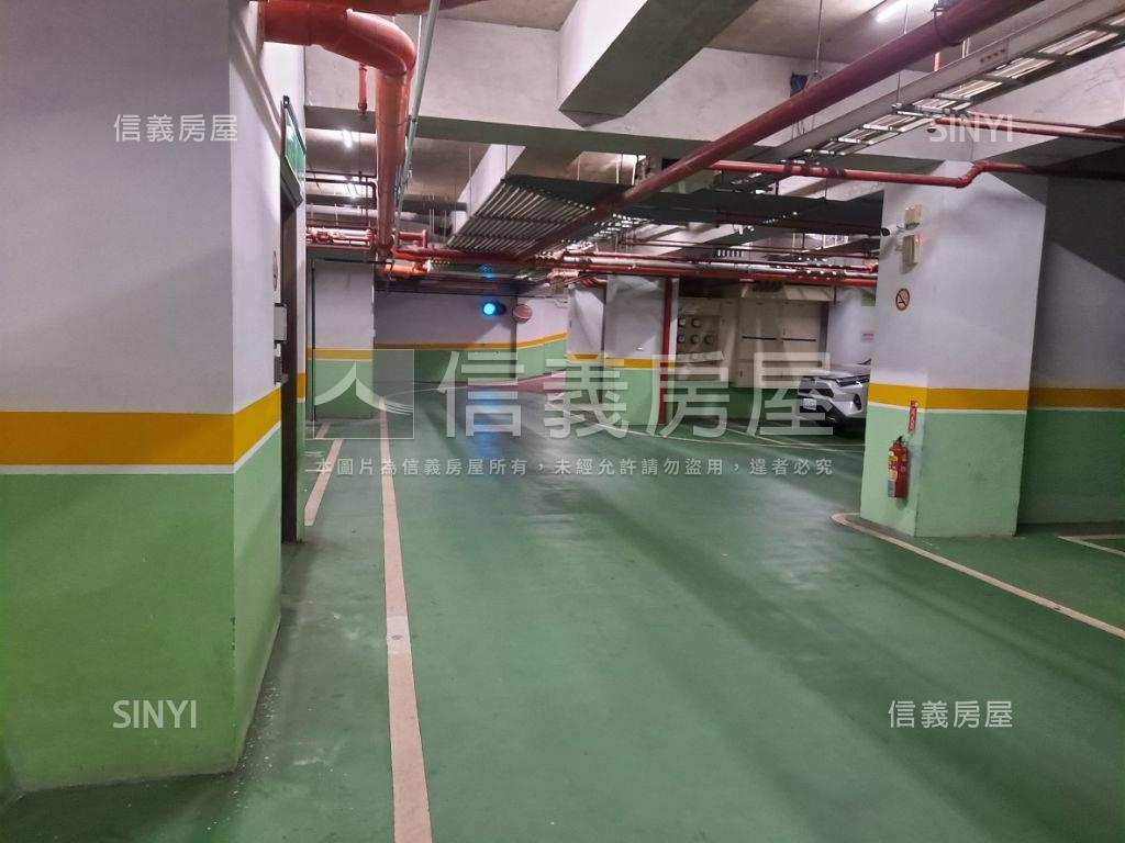 豪椰三房車位稀有釋出房屋室內格局與周邊環境
