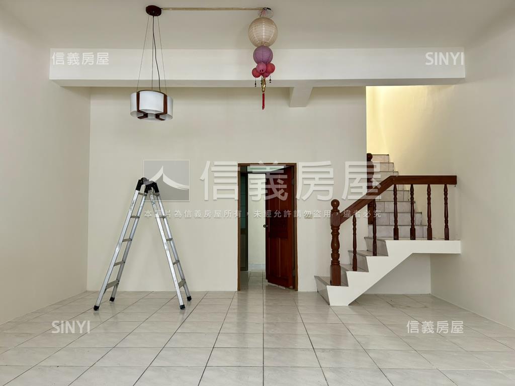 近園區高翠庭院五房美透天房屋室內格局與周邊環境