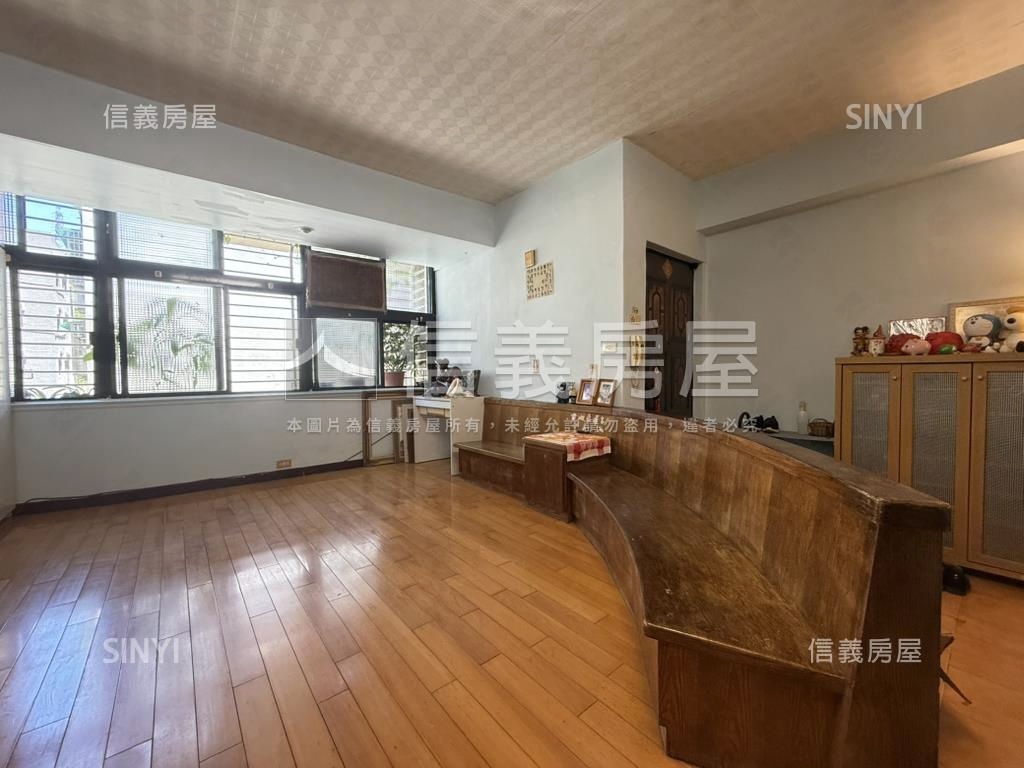 石牌漂亮榮總特區三樓房屋室內格局與周邊環境