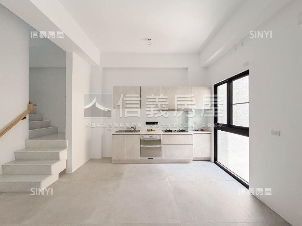 東區裕農全新車墅房屋室內格局與周邊環境