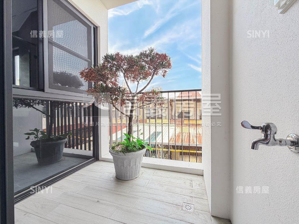 東區裕農全新車墅房屋室內格局與周邊環境