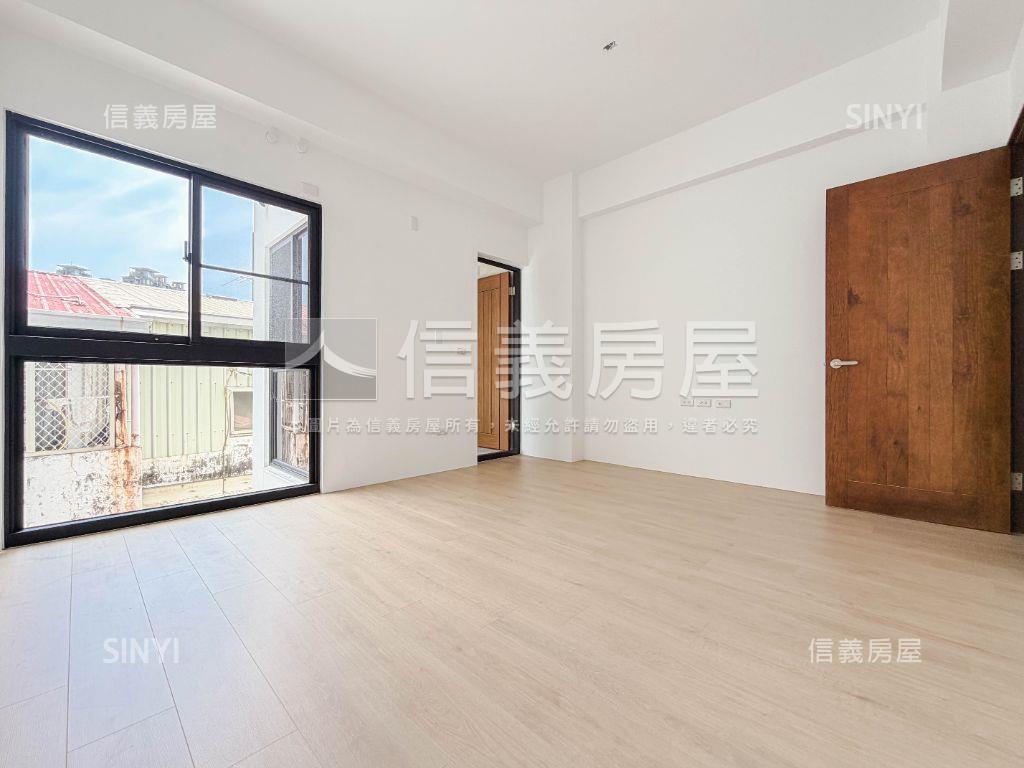 東區裕農全新車墅房屋室內格局與周邊環境