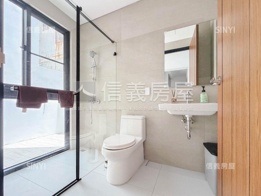 東區裕農全新車墅房屋室內格局與周邊環境