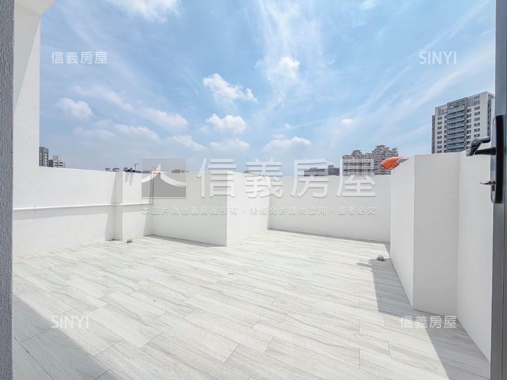 東區裕農全新車墅房屋室內格局與周邊環境