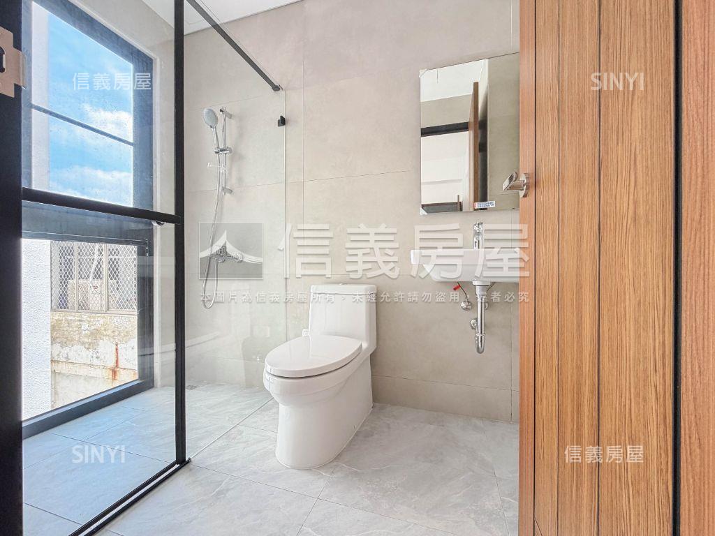 東區裕農全新車墅房屋室內格局與周邊環境