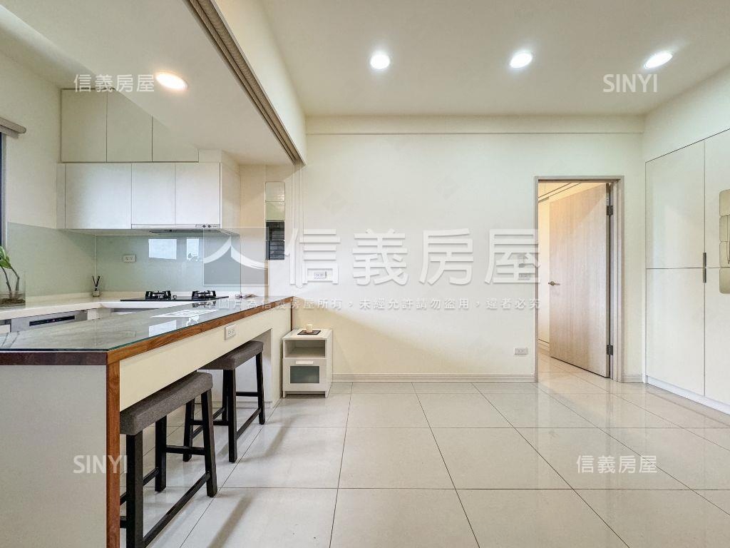 專任成功國中朝公園美兩房房屋室內格局與周邊環境