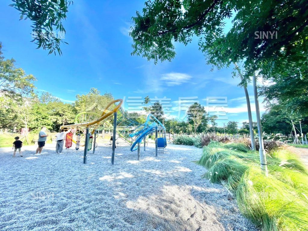 專任成功國中朝公園美兩房房屋室內格局與周邊環境