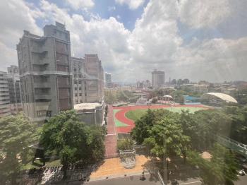 近教育大學金雞母