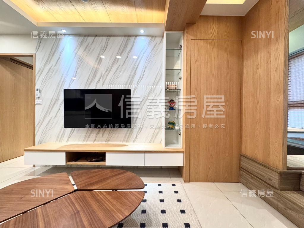 誠售１２期精裝大一房平車房屋室內格局與周邊環境