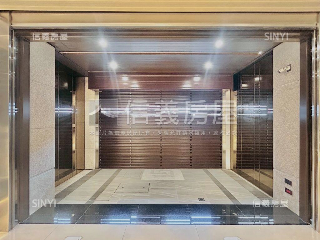 ★專任★巨誠帝苑電梯別墅房屋室內格局與周邊環境