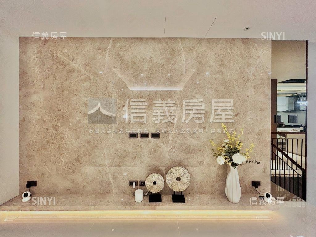 ★專任★巨誠帝苑電梯別墅房屋室內格局與周邊環境