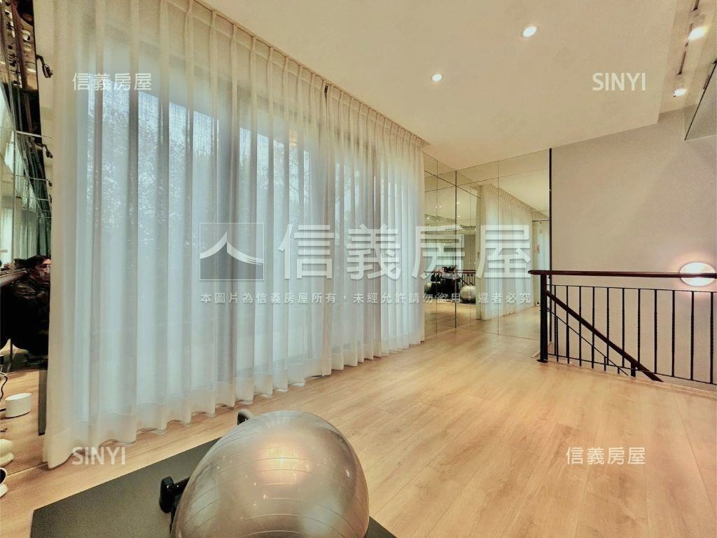 ★專任★巨誠帝苑電梯別墅房屋室內格局與周邊環境