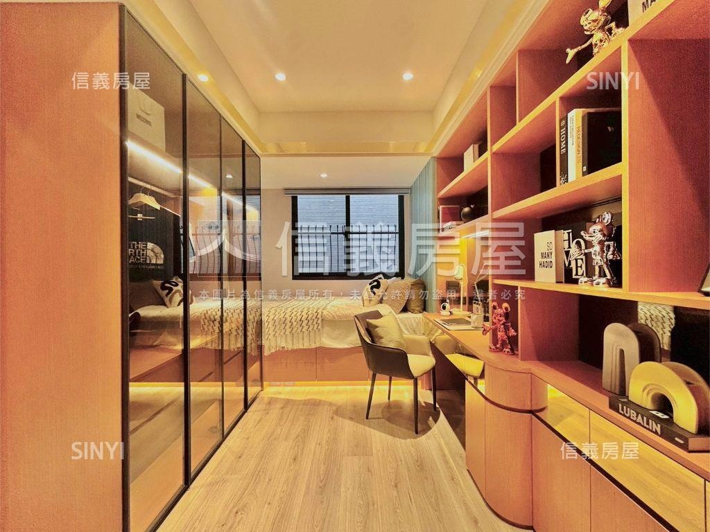 ★專任★巨誠帝苑電梯別墅房屋室內格局與周邊環境