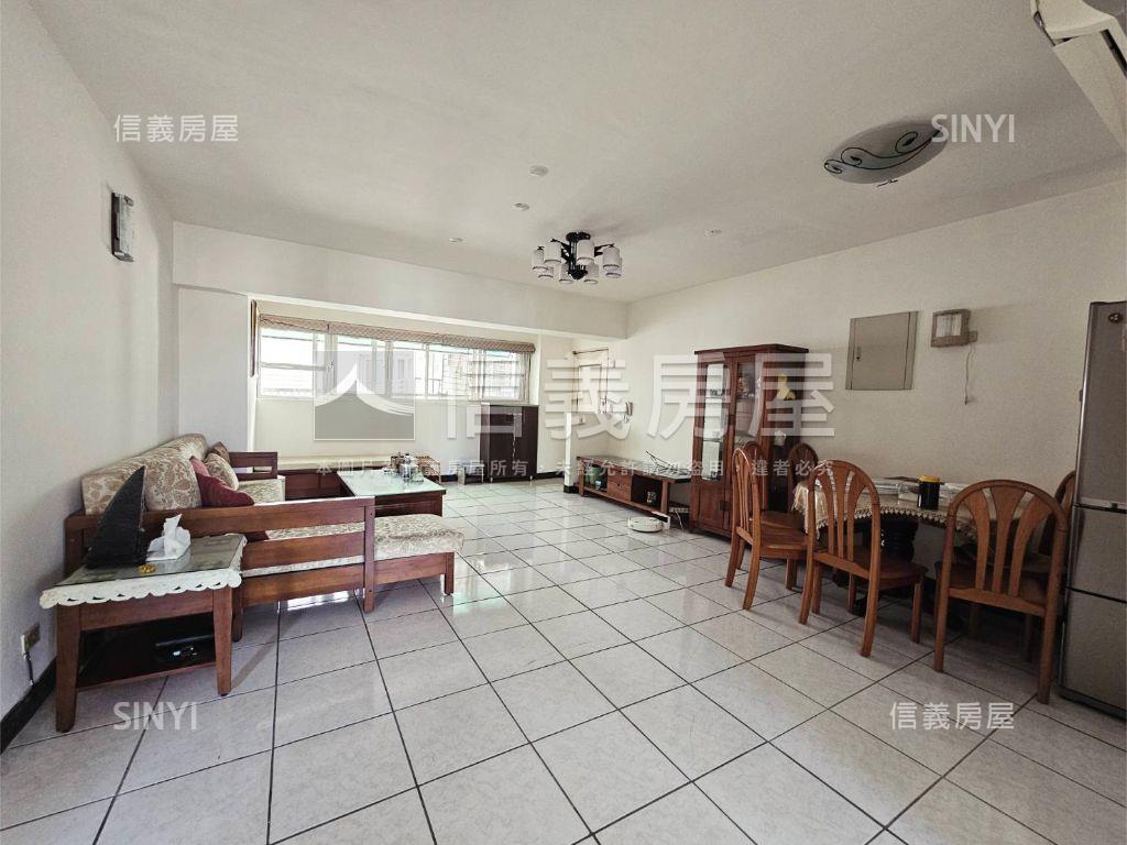 尚通珍品三房平車房屋室內格局與周邊環境