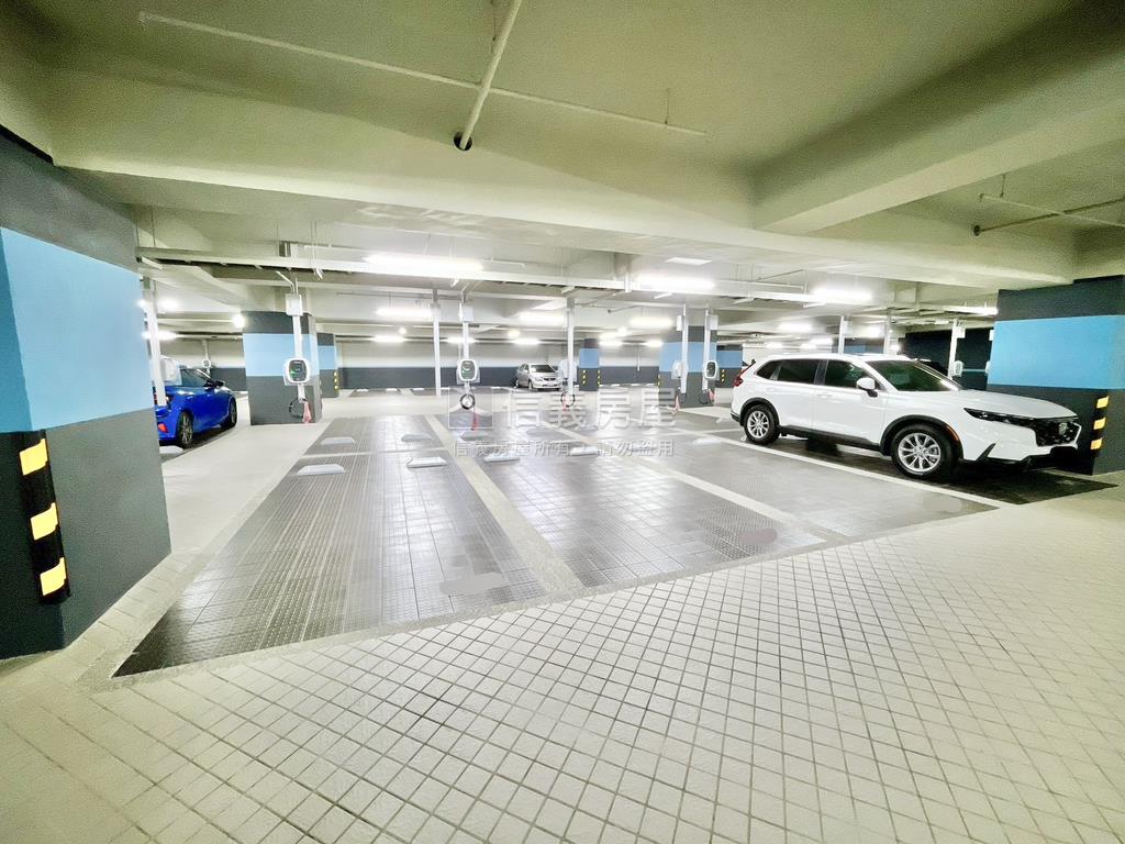新案惠宇上和高樓兩房車位房屋室內格局與周邊環境