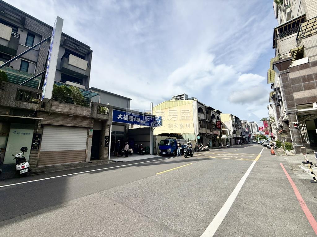 大橋二街鋼構店面房屋室內格局與周邊環境
