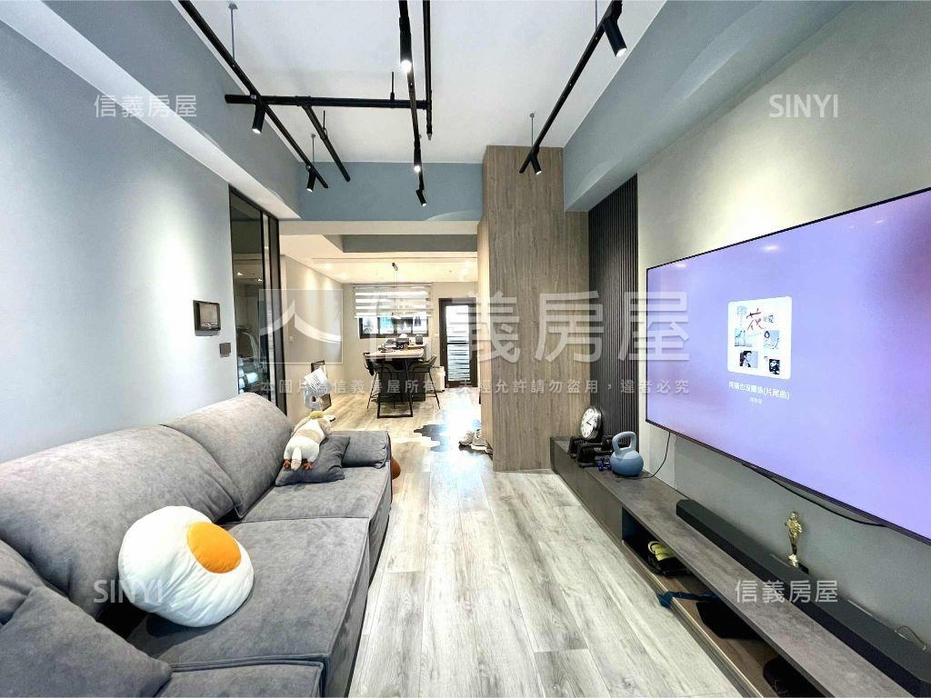 中路讀樂樂精美２房車位房屋室內格局與周邊環境