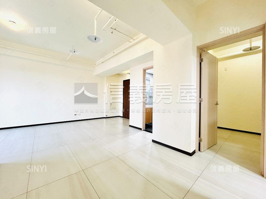 新碩三房十三樓房屋室內格局與周邊環境