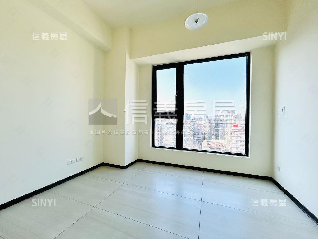 新碩三房十三樓房屋室內格局與周邊環境