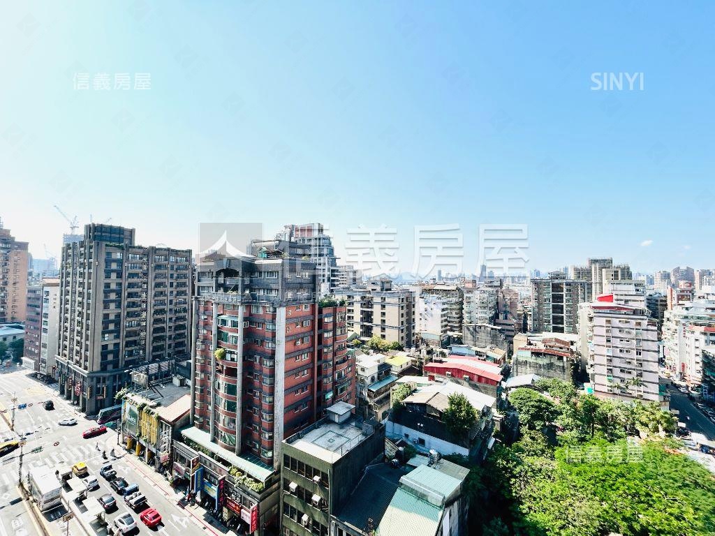 新碩三房十三樓房屋室內格局與周邊環境